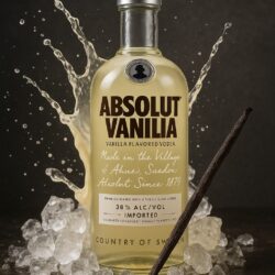 Absolut Vanilia Flavored Vodka - 38% Vol. - (0,7L)